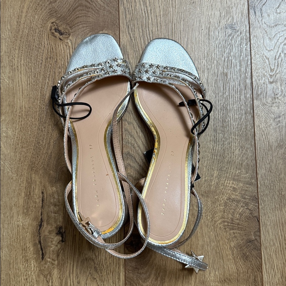 Zara Silver Sandals size 37 brand new however some area are show some peeling